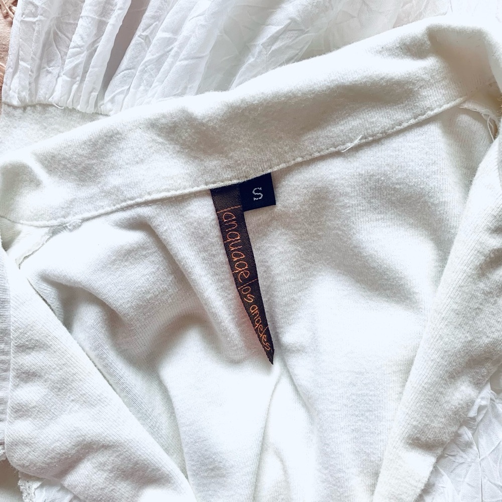 Language Los Angeles White‎ Ruffled Notched Collar Blouse - Picture 6 of 10